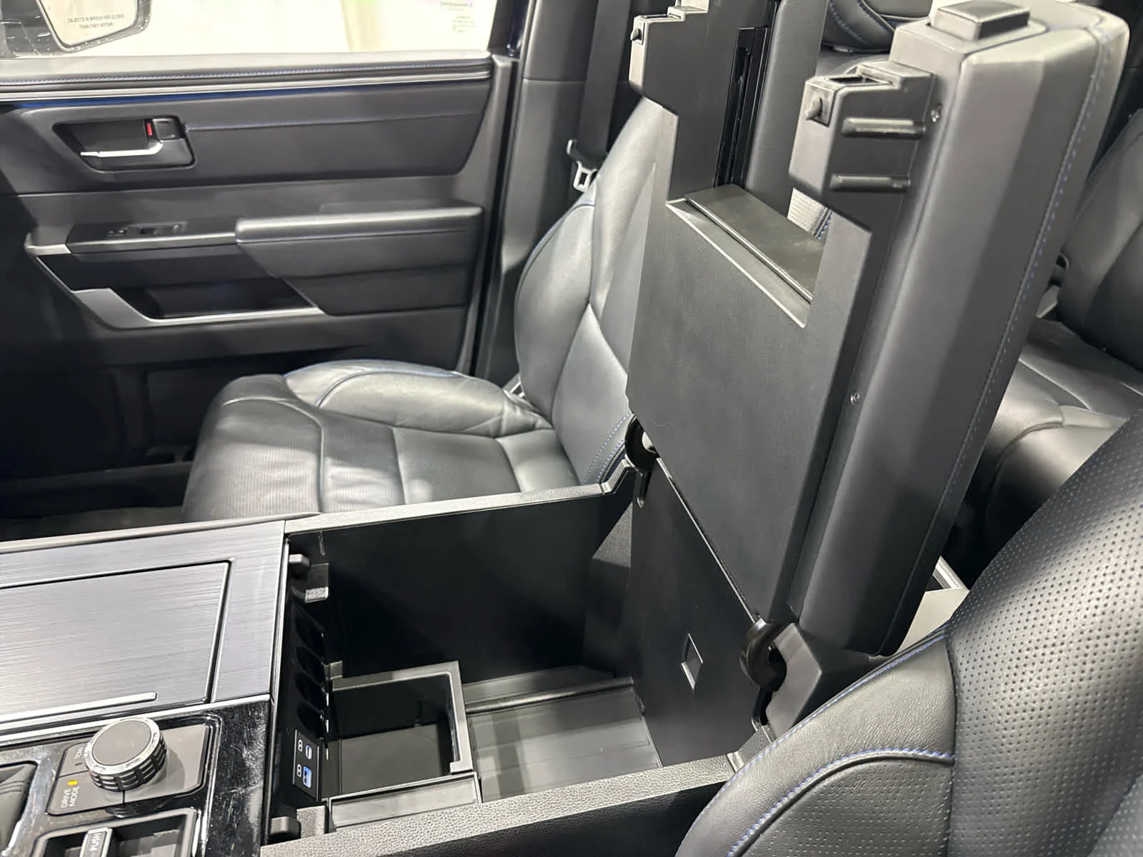 Used 2023 Blue Toyota Platinum image 27