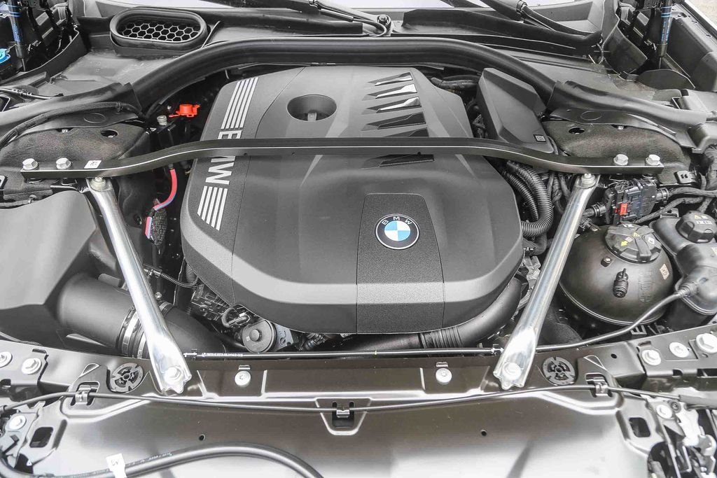 New 2026 Black Sapphire Metallic BMW 740i image 22