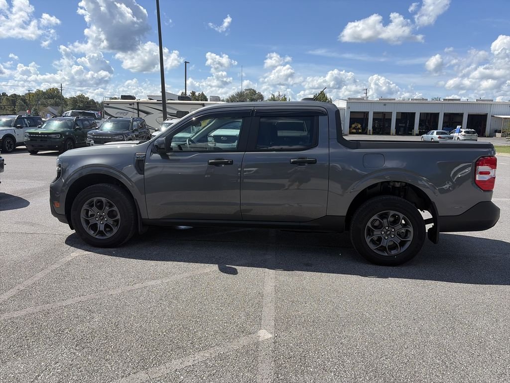 Used 2025 Gray Ford XLT image 4