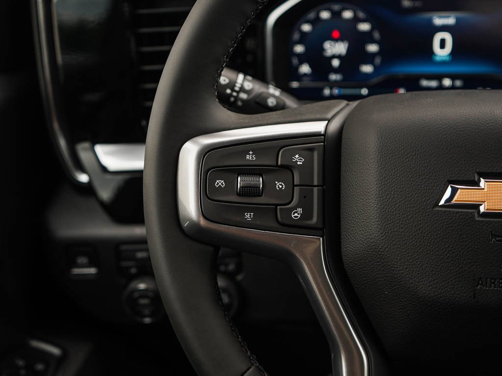2025 Chevrolet Silverado 1500 LT - Photo 18