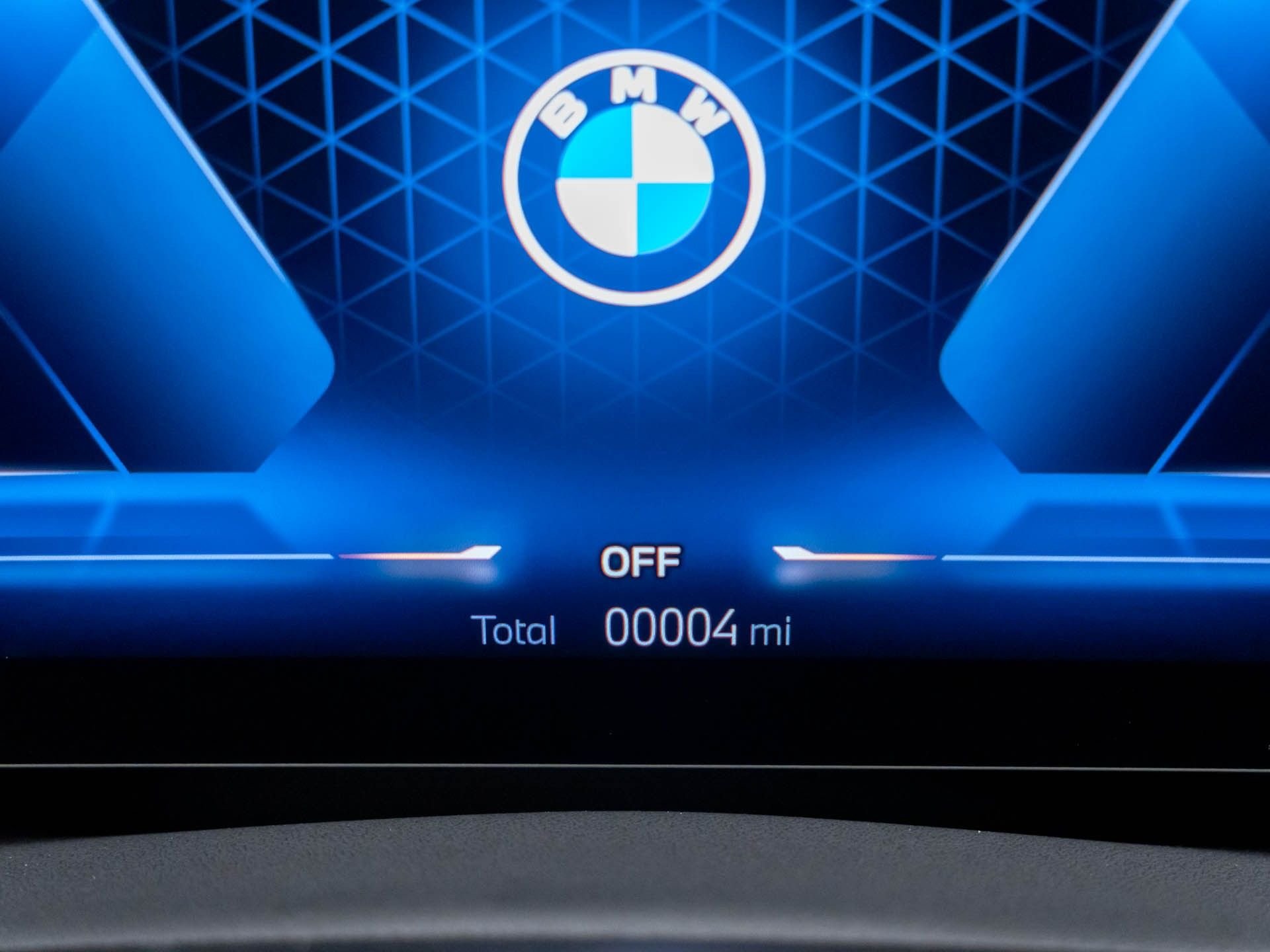 New 2026 Alpine White BMW 30 xDrive image 18