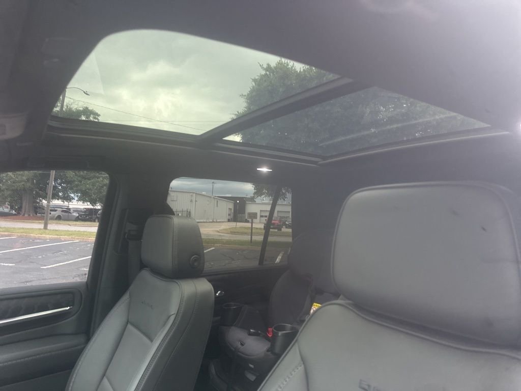 Used 2023 Blue GMC Denali image 14