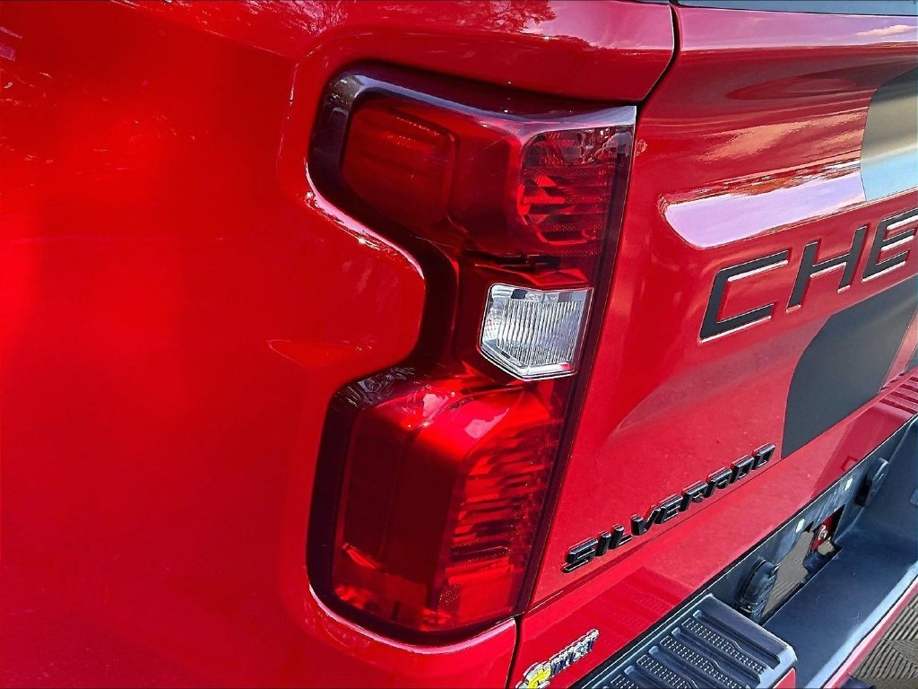 Used 2023 Red Hot Chevrolet Custom image 35