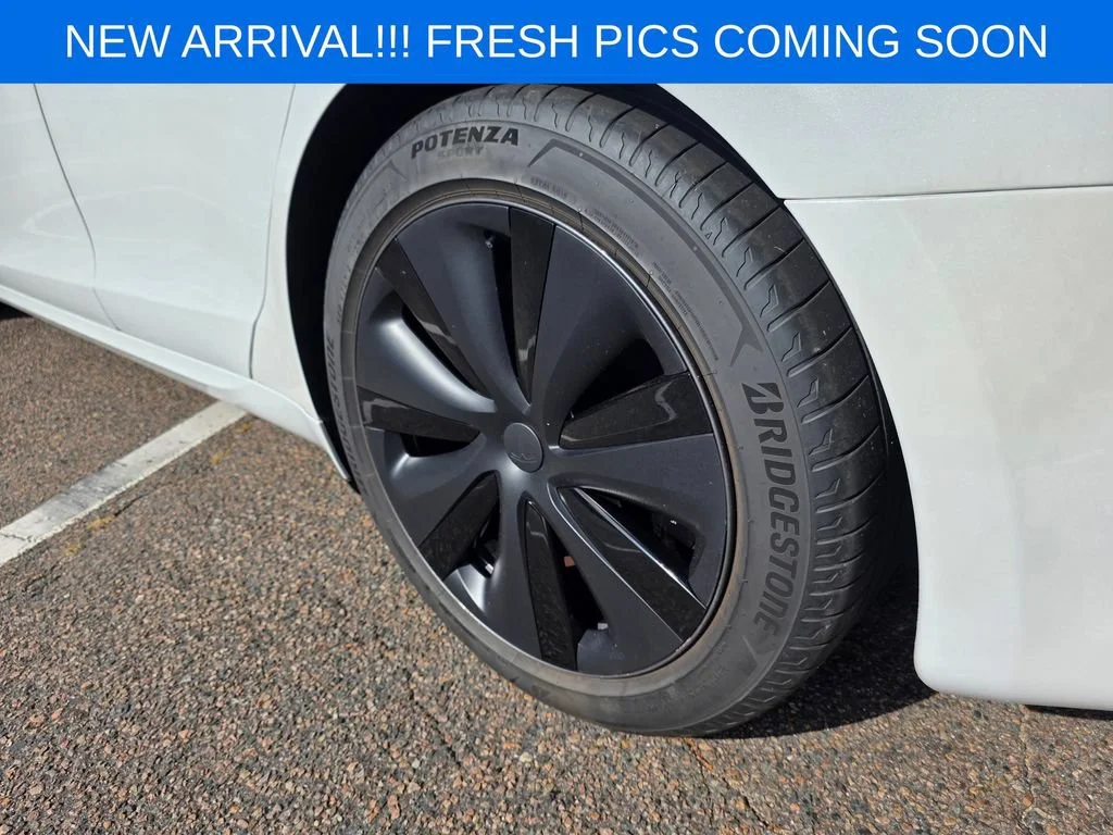 Used 2021  Tesla Long Range image 7