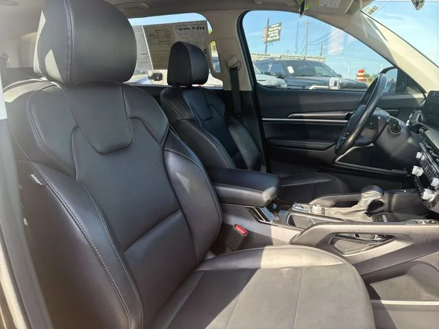 Certified Used 2024 Green Kia S image 26