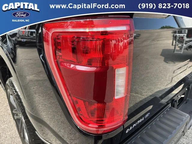 Used 2023 Black Ford XLT image 15