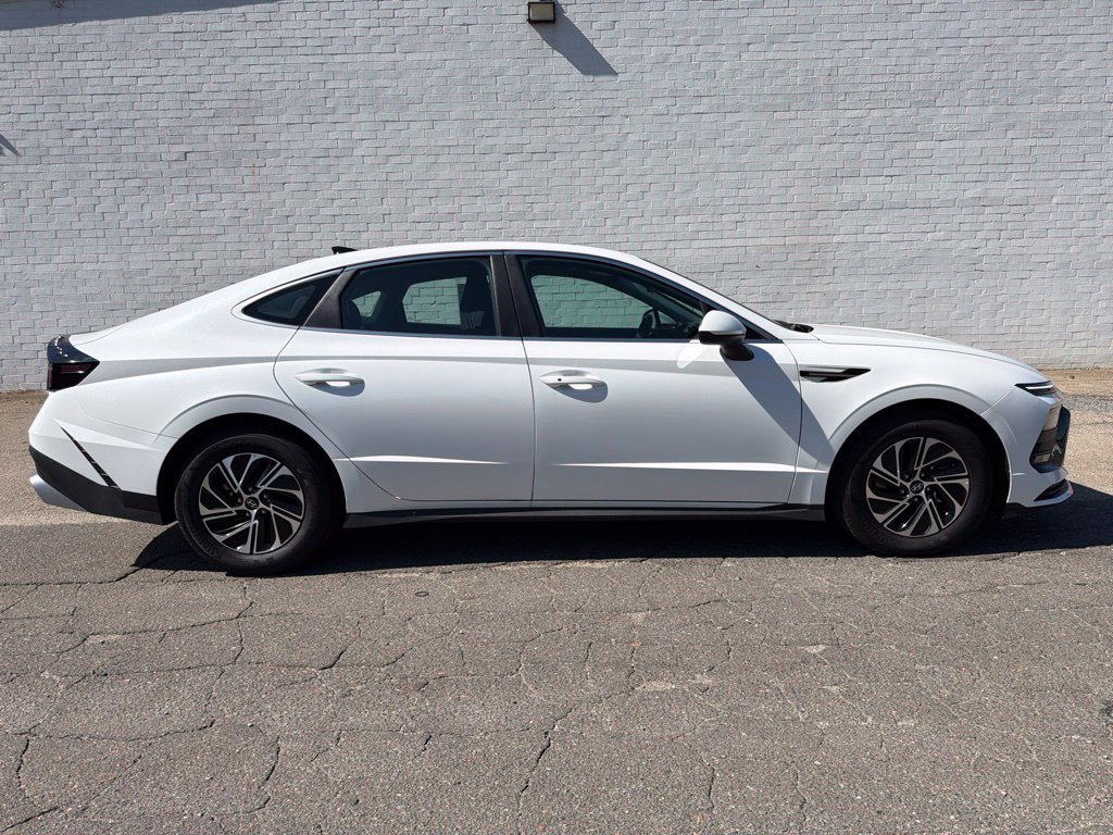 2026 Hyundai Sonata Hybrid
