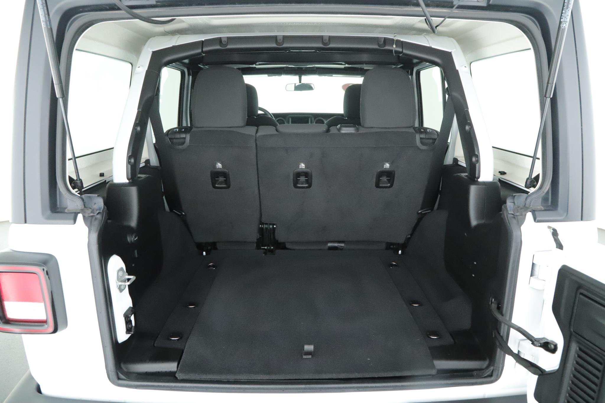 Used 2022 Bright White Clearcoat Jeep Unlimited Willys Sport 4x4 image 17