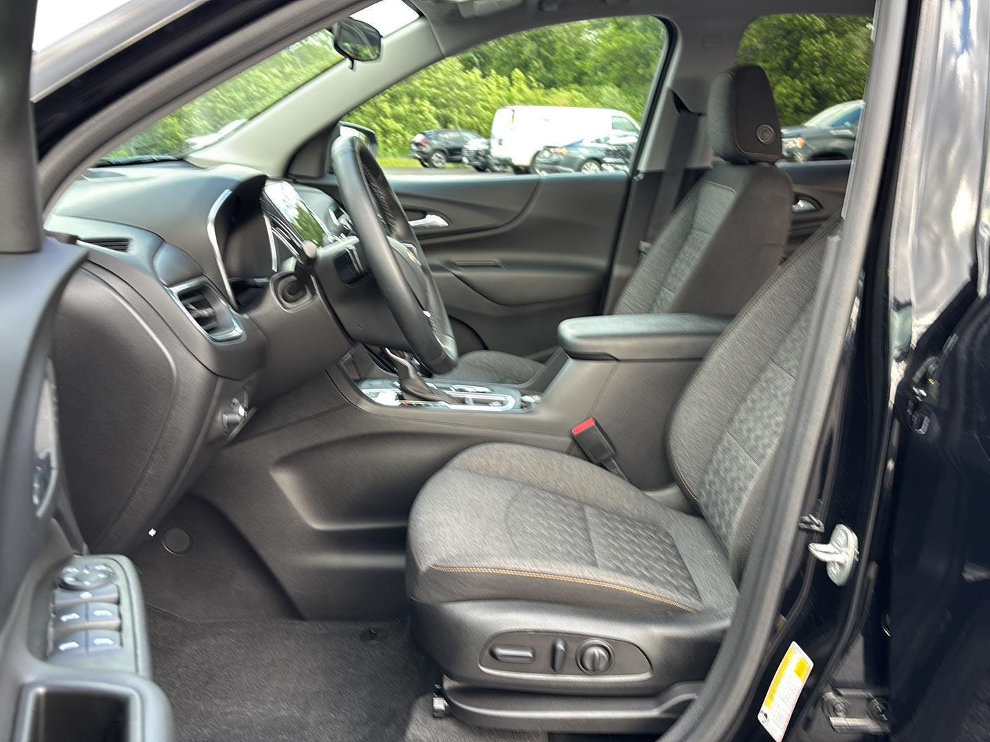 Used 2023 Mosaic Black Metallic Chevrolet LT image 18