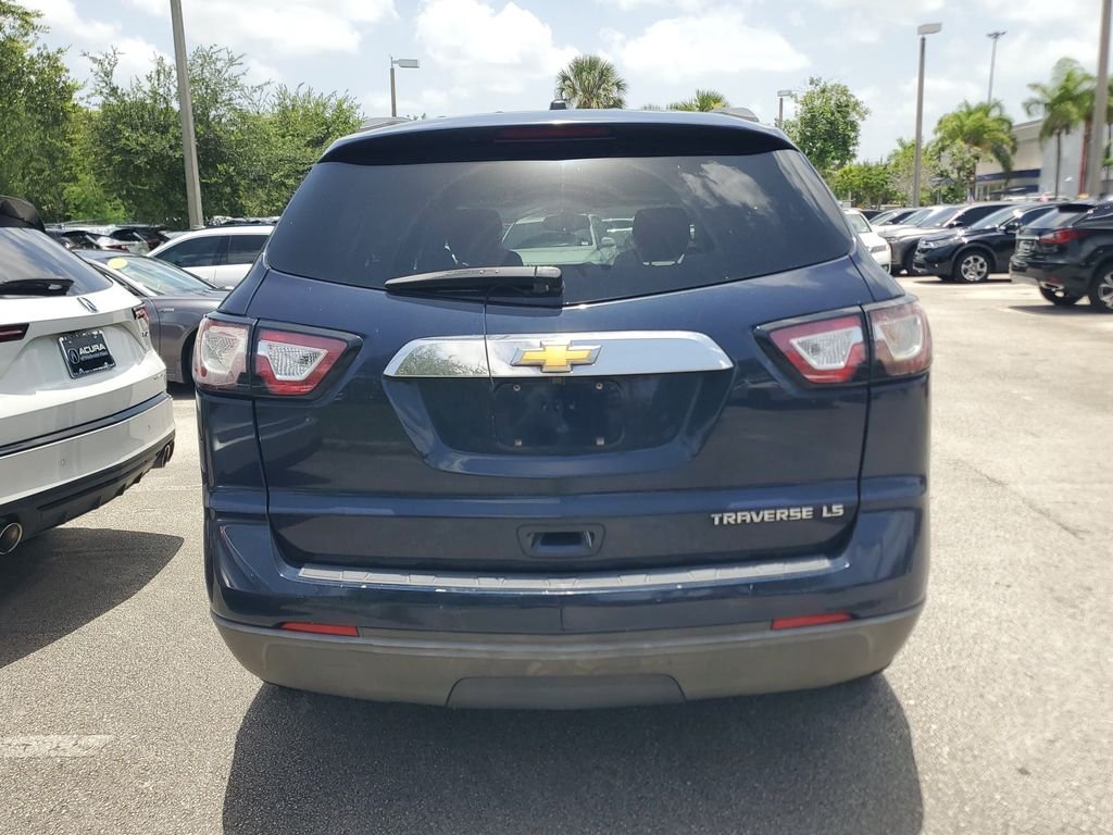 Used 2015 Blue Chevrolet LS image 8