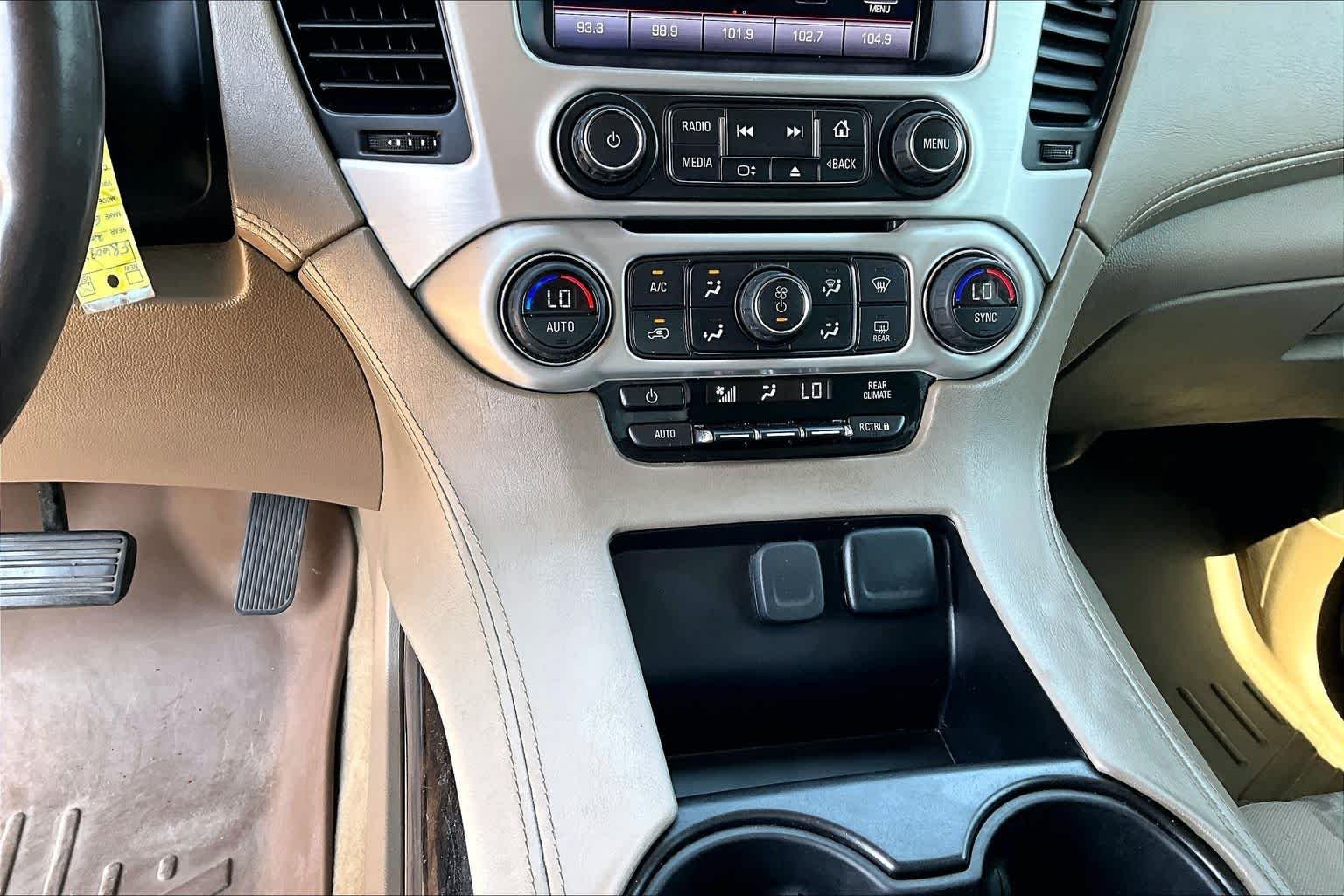 Used 2015 Bronze Alloy Metallic GMC SLE image 31