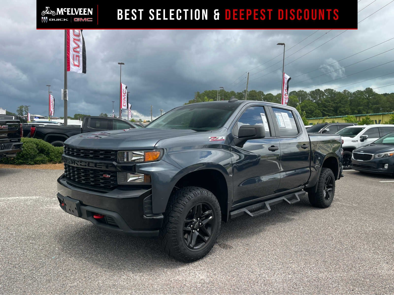 2017 Chevrolet Silverado 1500 LT 4X4 Crew Cab Standard Box's photo