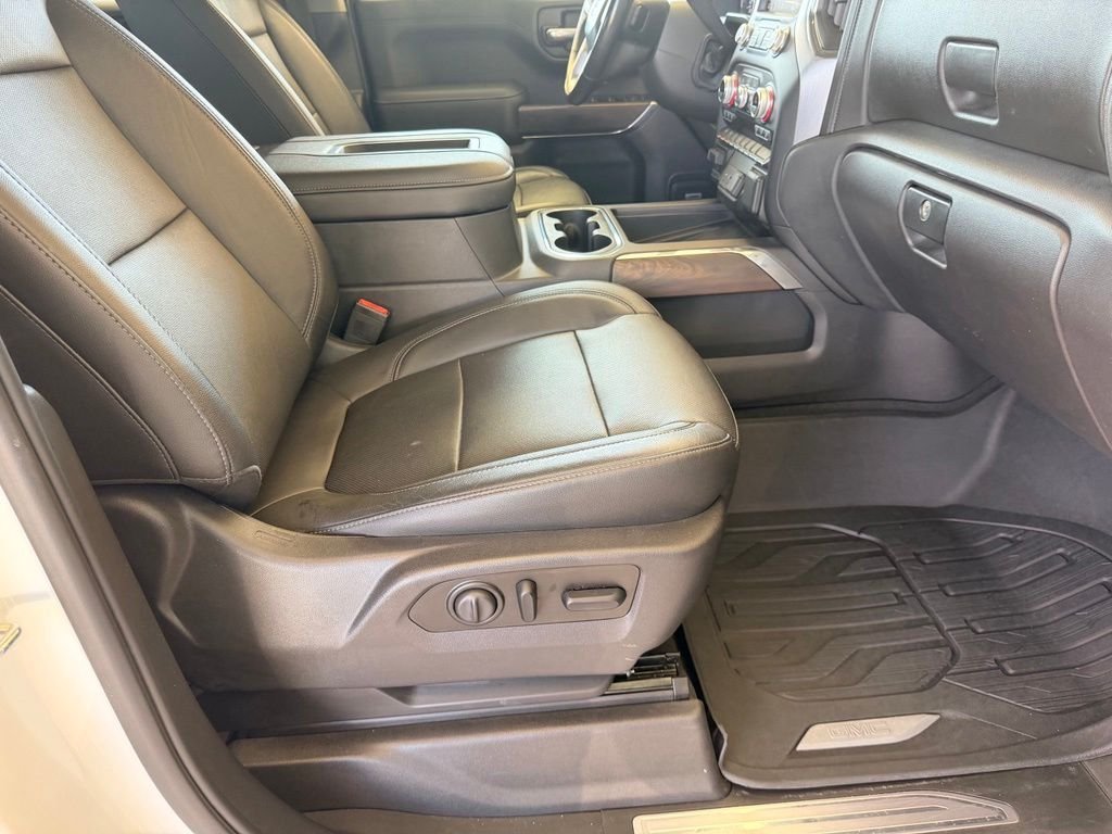 Used 2019 White GMC SLT image 41