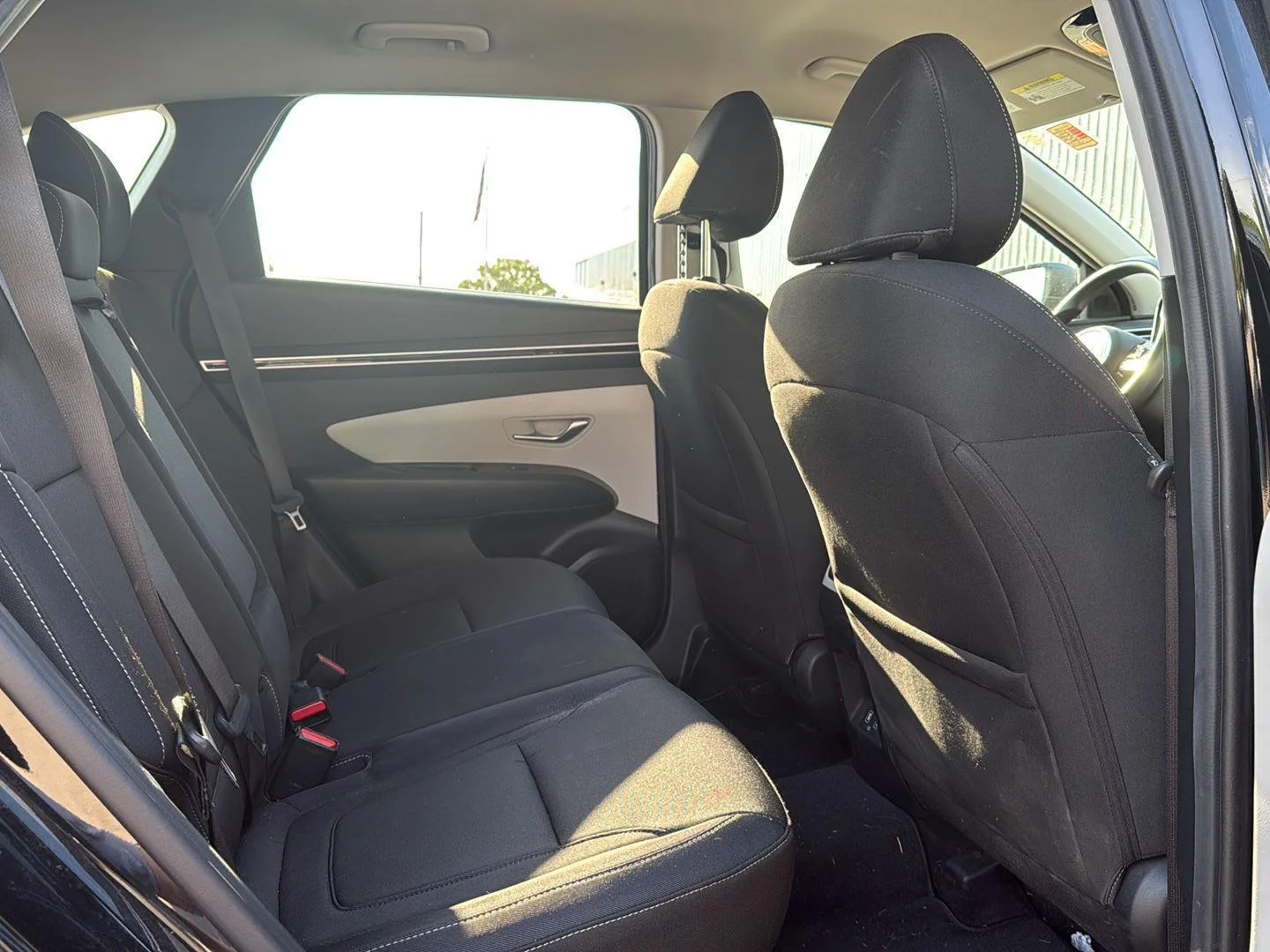 Used 2022 Phantom Black Hyundai SEL image 11