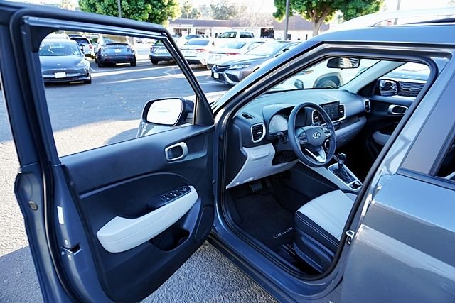 Used 2026 Gray Hyundai SEL image 39