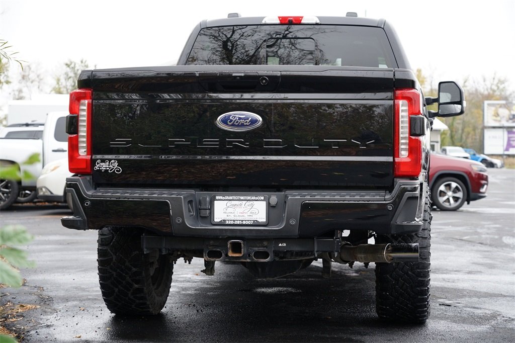 2023 Ford F-350 photo 4