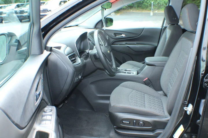 Used 2023 Mosaic Black Metallic Chevrolet LT image 12