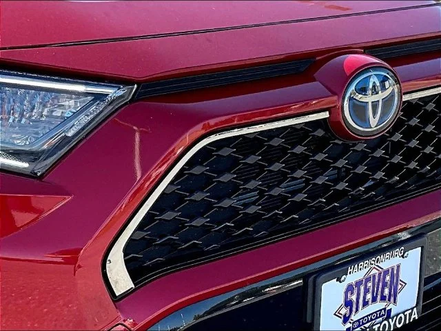 Used 2021 Red Toyota SE image 39