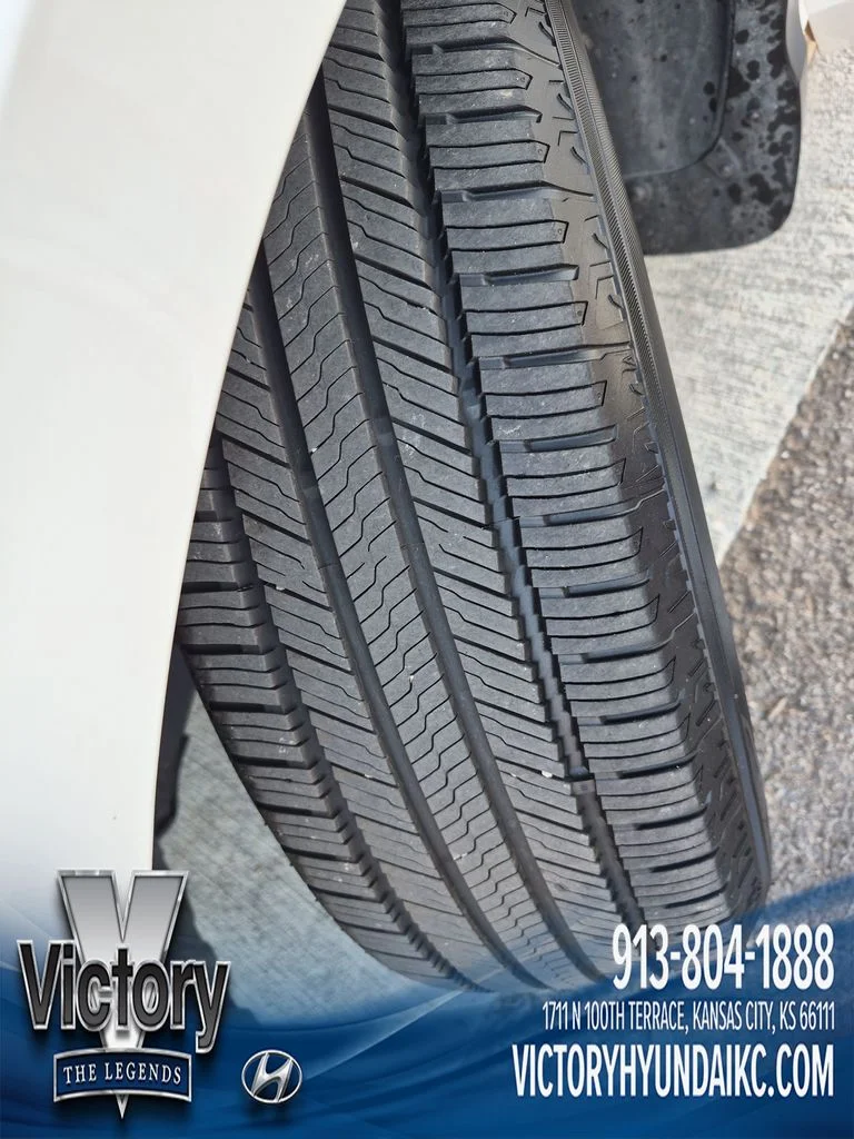 Used 2018  Honda EX-L image 28