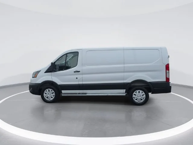 Used 2025 White Ford Base image 5