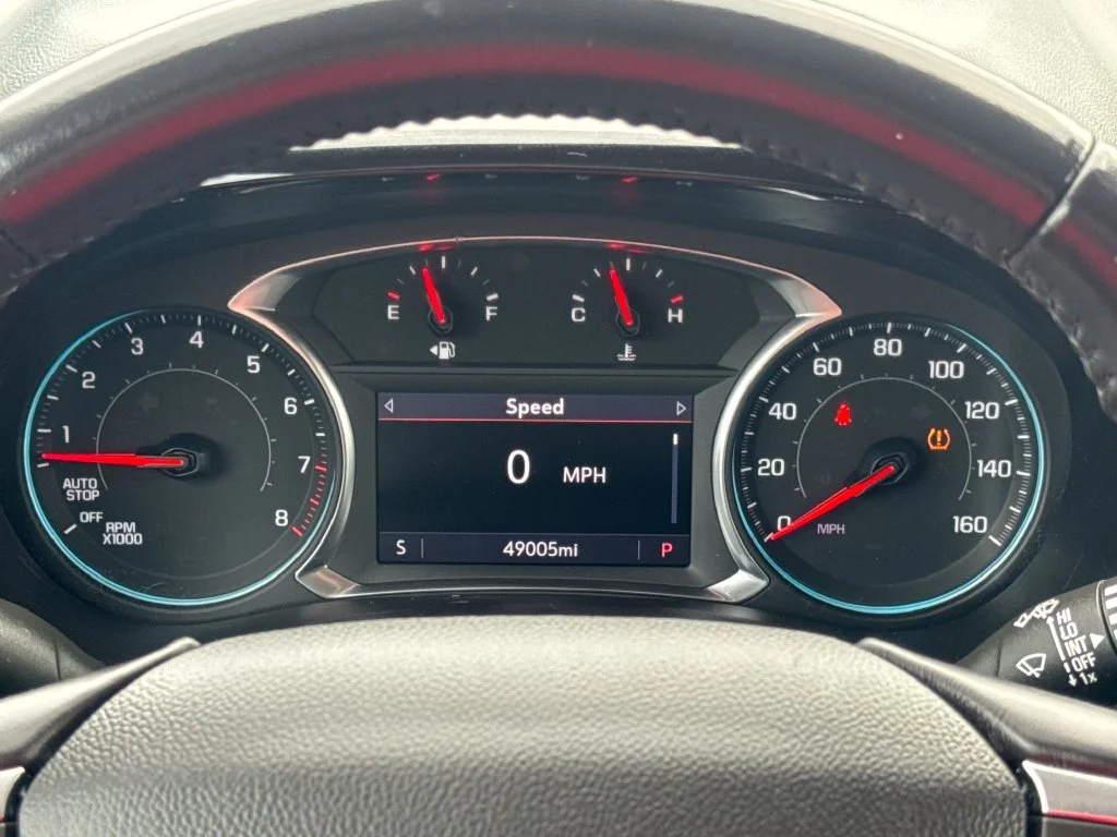 Used 2020 Gray Chevrolet 3LT image 18