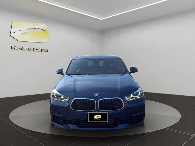 Used 2022 Phytonic Blue Metallic BMW xDrive28i image 2
