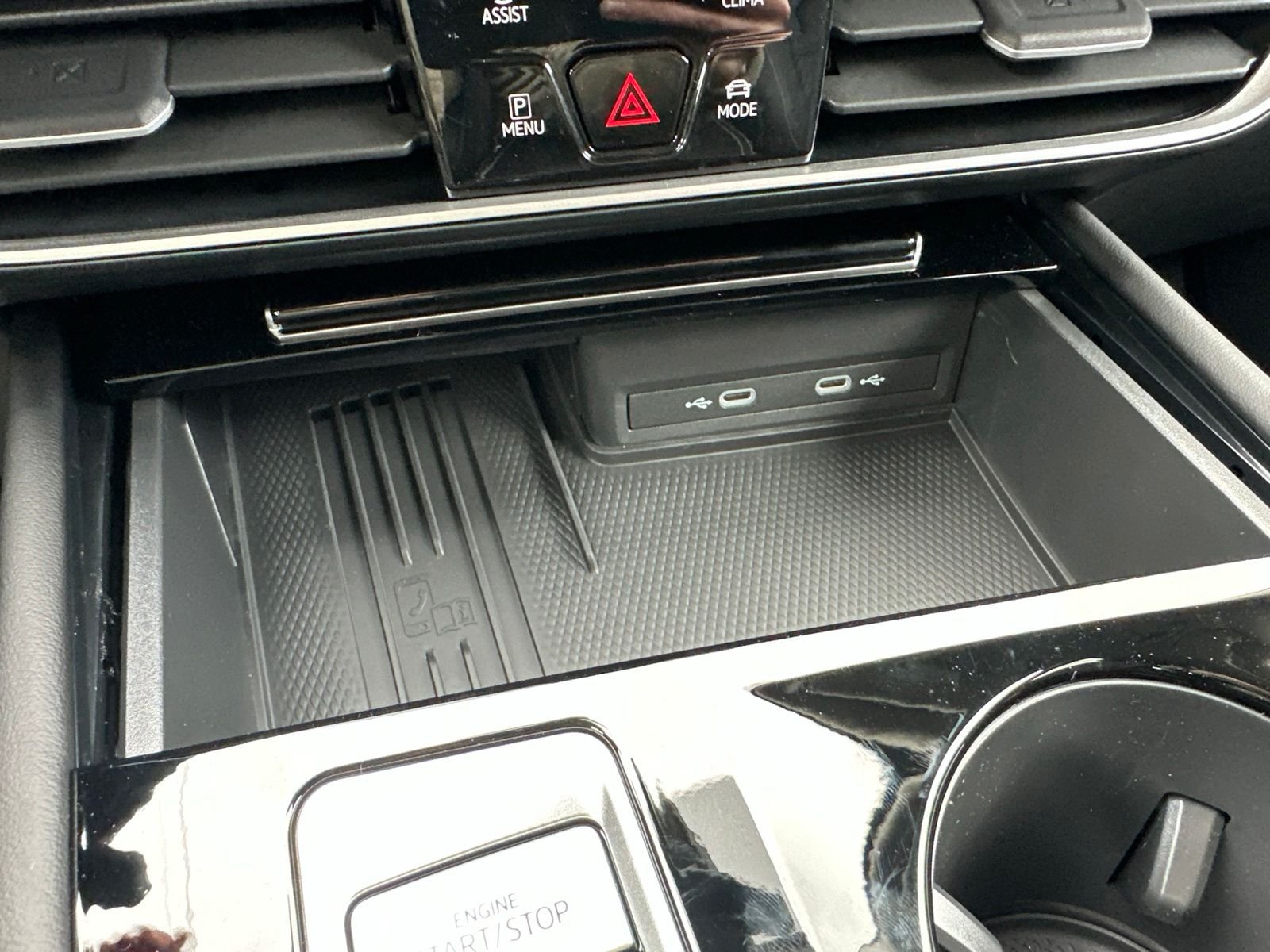 New 2026 Green Volkswagen 2.0T SE w/Technology image 62