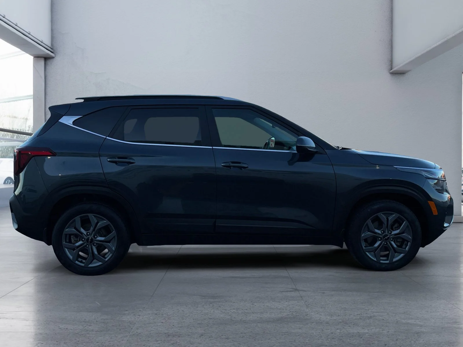 Used 2026 Gray Kia EX image 6