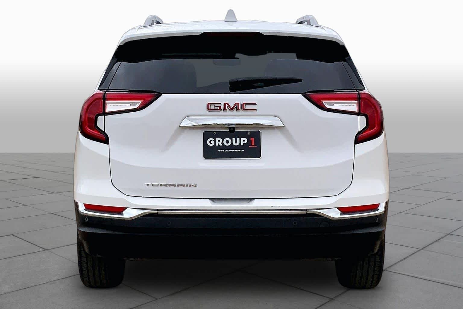 Used 2022 Summit White GMC SLT image 5