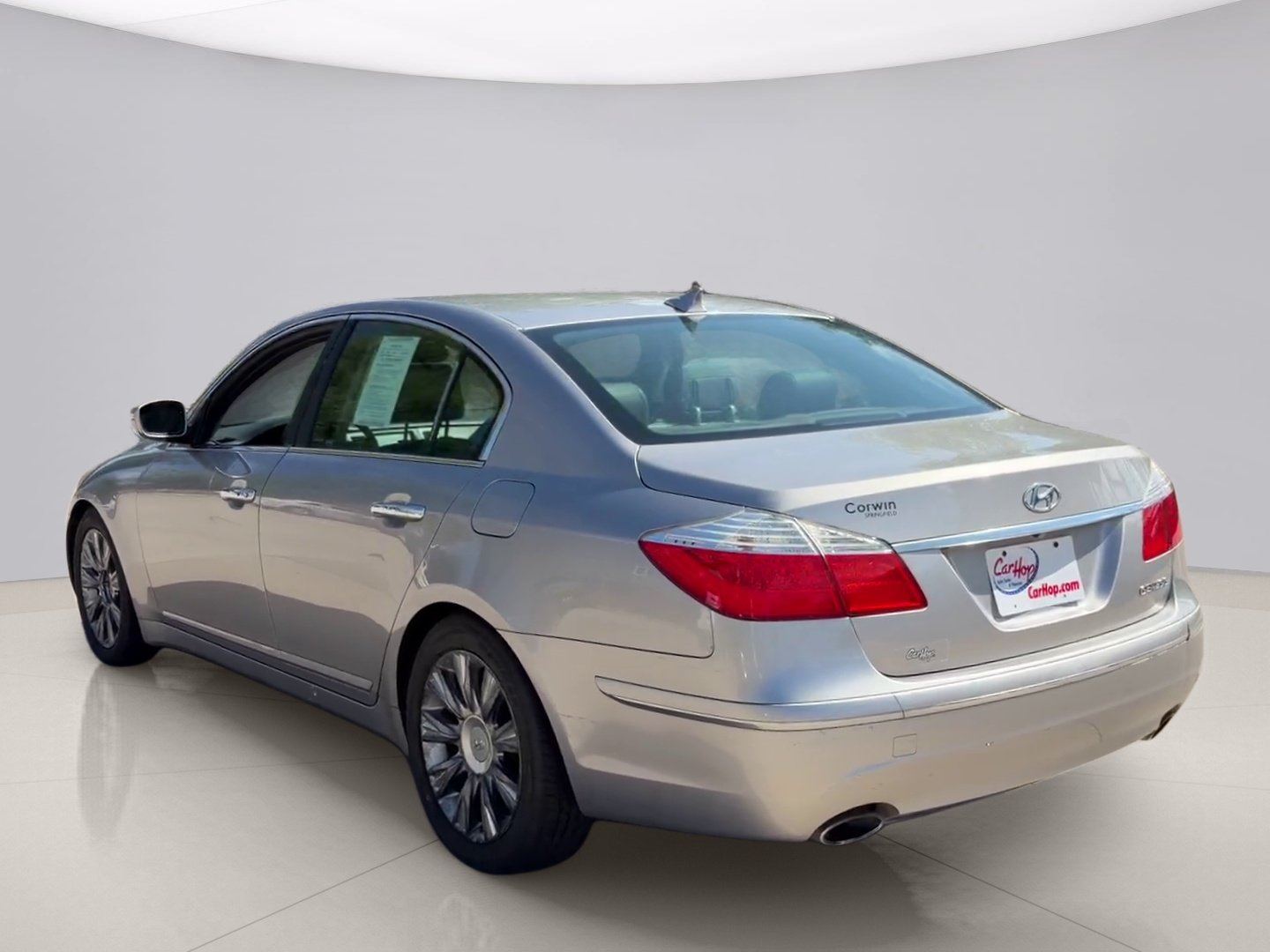 Used 2011 Gray Hyundai BASE image 3