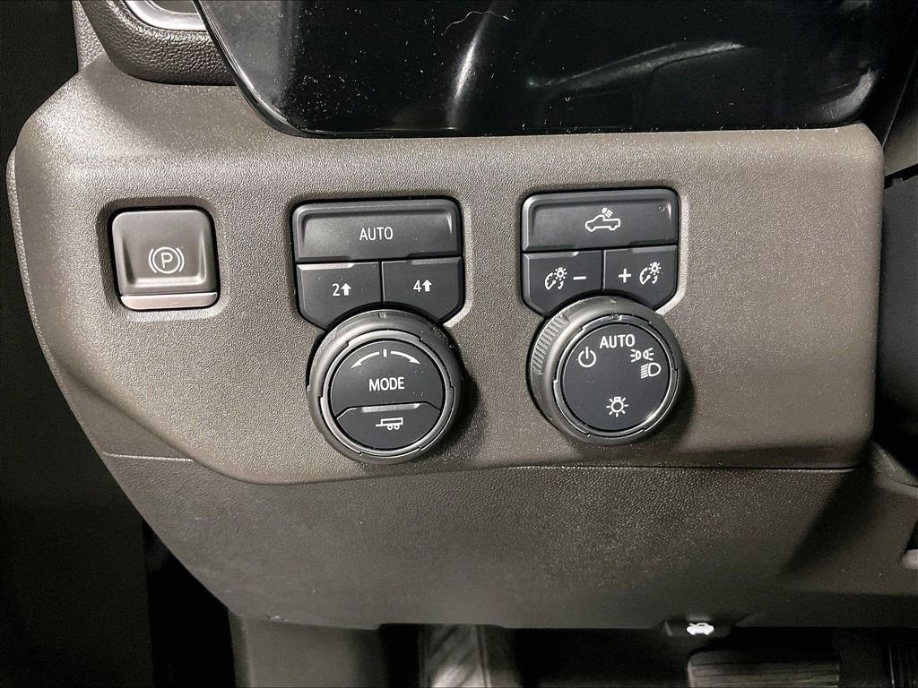 Used 2023 Gray Chevrolet LT image 25