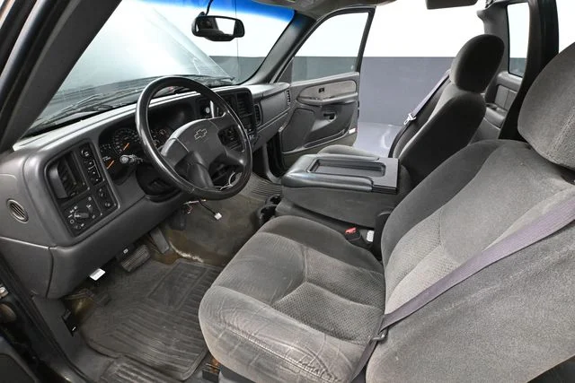 Used 2003 Green Chevrolet LS image 19