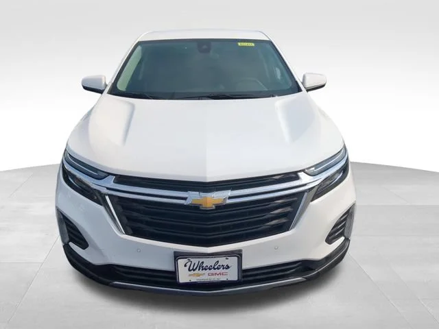 Used 2023 Summit White Chevrolet LT image 10