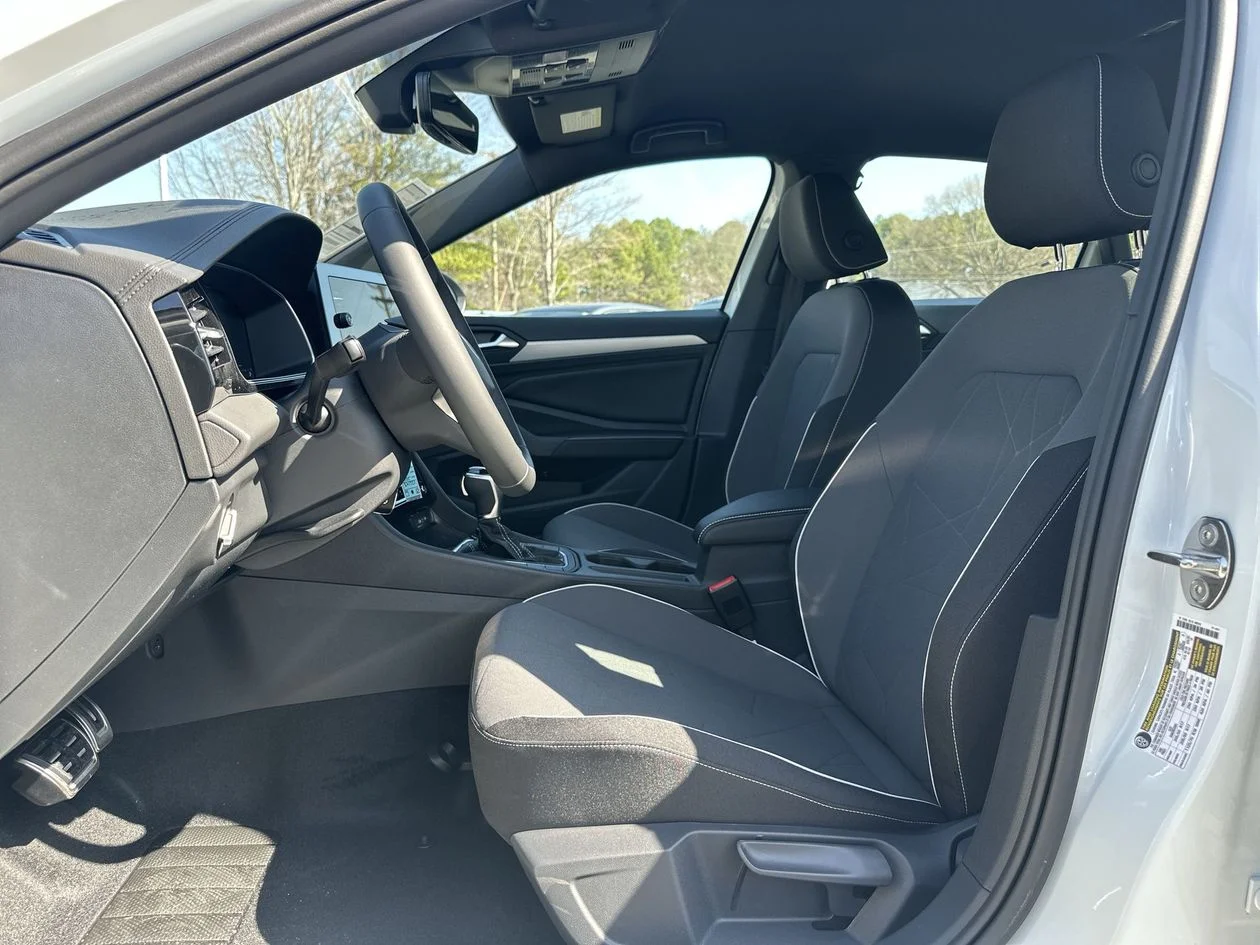 New 2026 White Volkswagen 1.5T Sport image 12