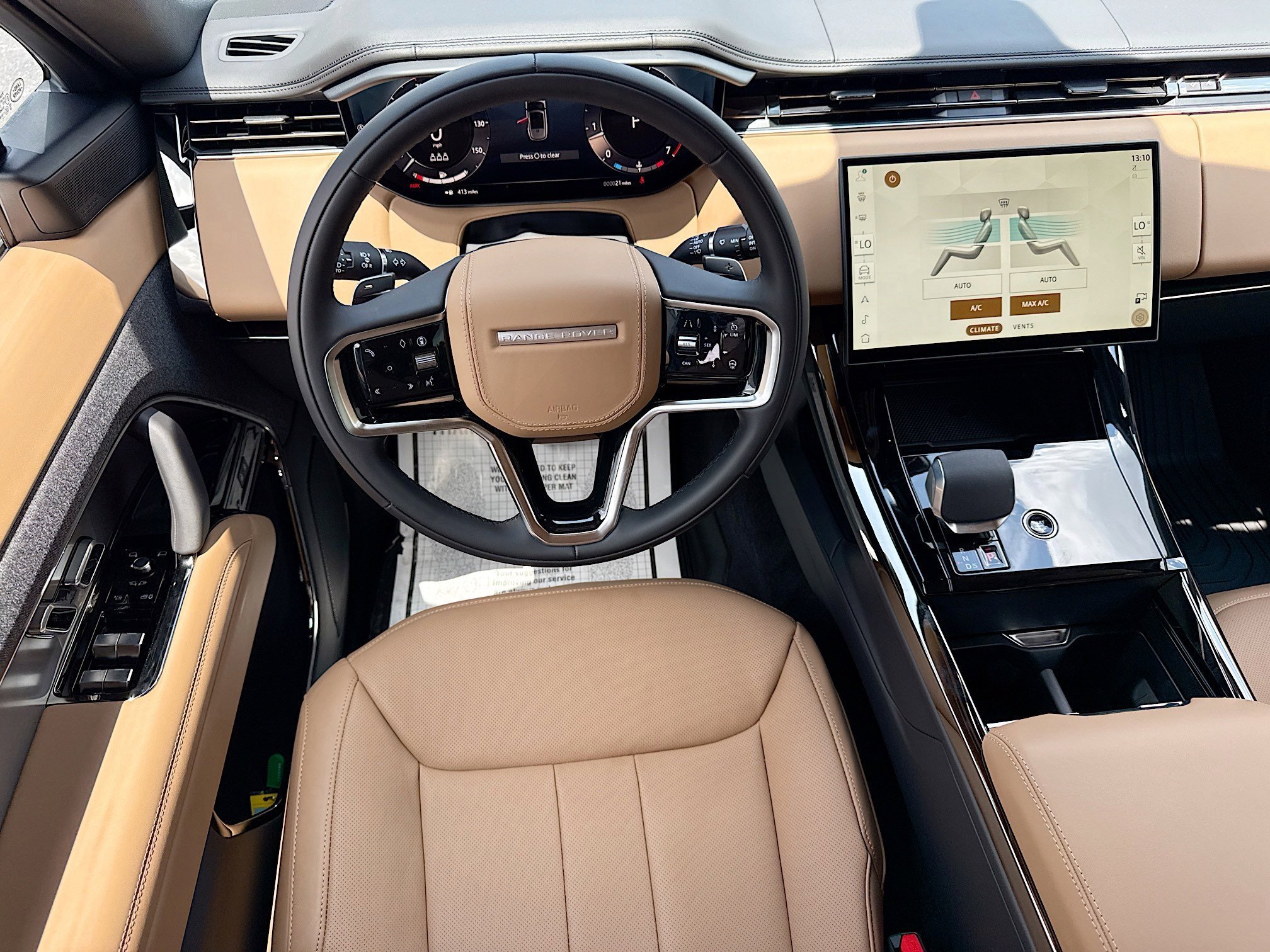 New 2026 Fuji White LAND ROVER SE image 17
