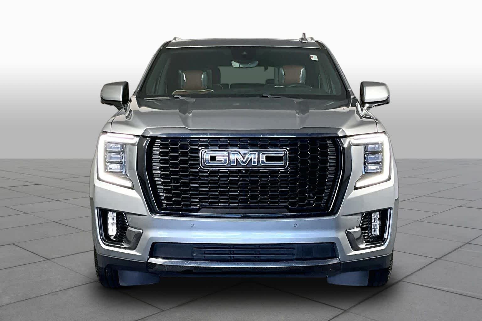 Used 2023 Sterling Metallic GMC Denali Ultimate image 4