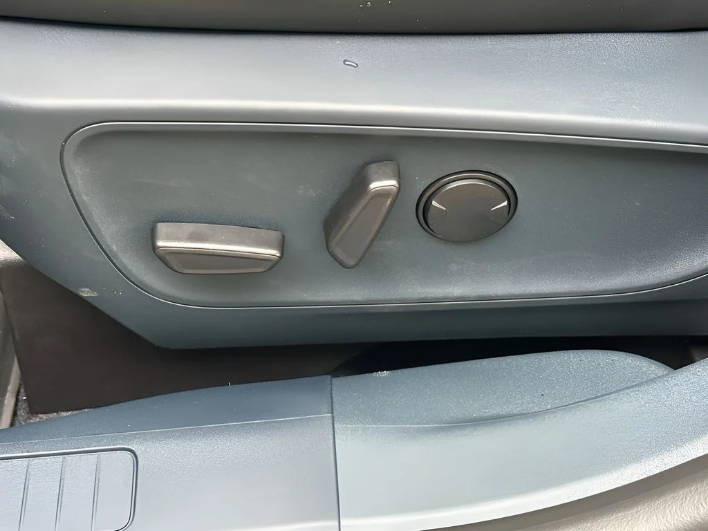 New 2026 Carbonized Gray Metallic Ford Tremor® image 29