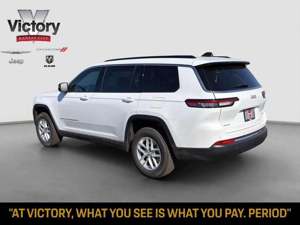 New 2026 Bright White Clear-Coat Exterior Paint Jeep Laredo image 5