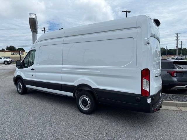 New 2026 Oxford White Ford Cargo Van image 8