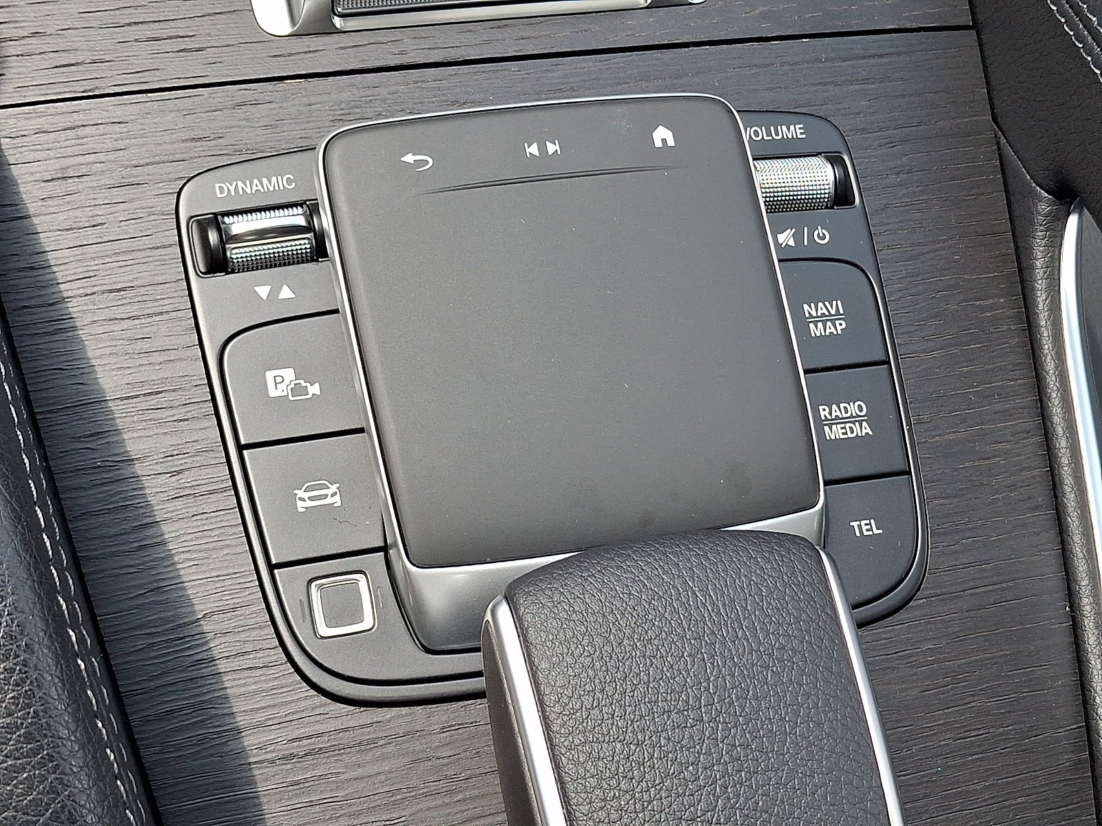Certified Used 2026 Manufaktur Alpine Grey   956 Mercedes-Benz GLE 450 image 24