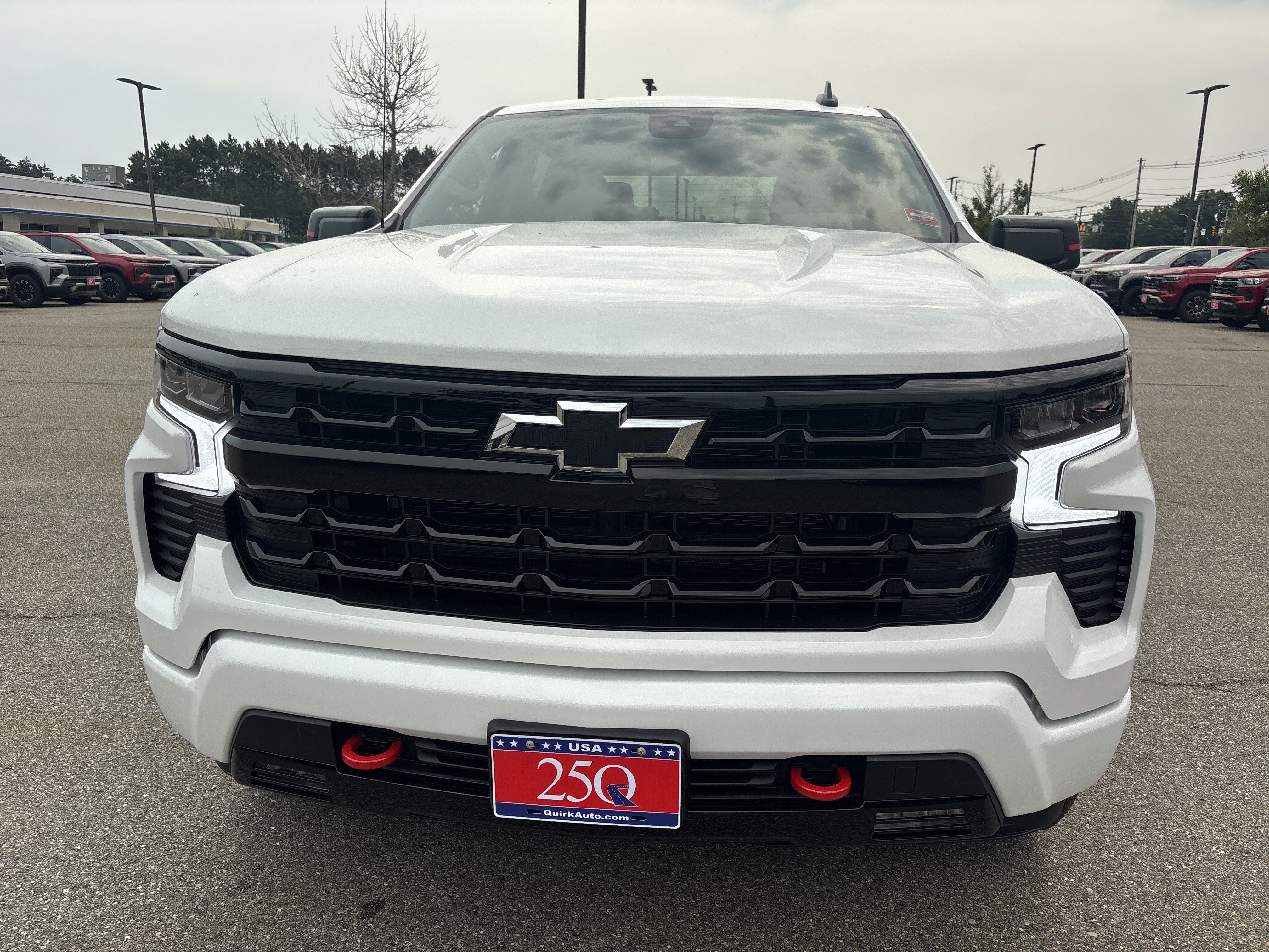 New 2026 Summit White Chevrolet RST image 5
