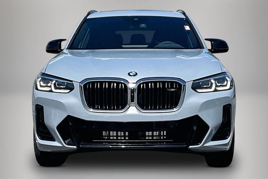 Used 2024 Gray BMW M40i image 3