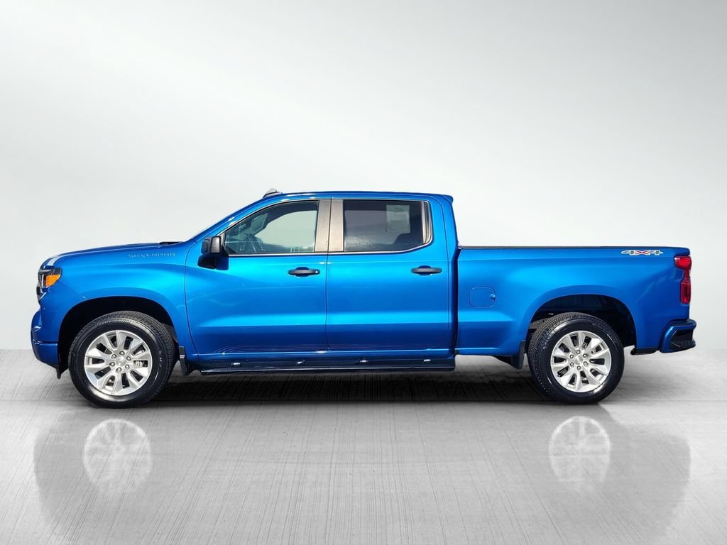 2023 Chevrolet Silverado 1500 Custom view 7