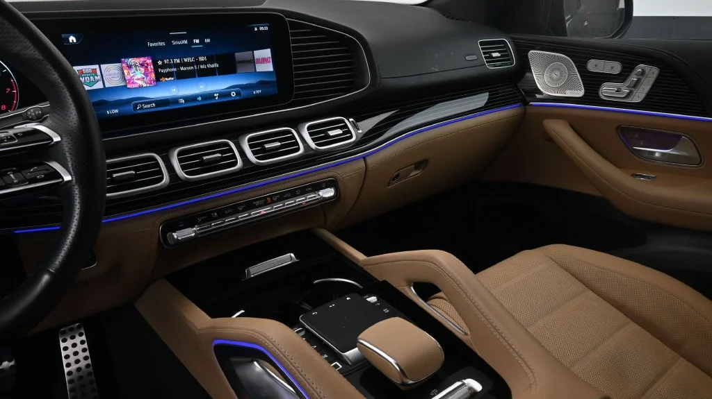 Used 2025  Mercedes-Benz GLS 450 image 8