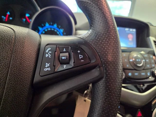 Used 2016 SILVER ICE METALLIC Chevrolet LT image 26