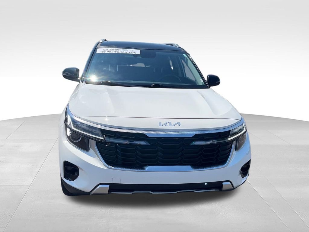 Used 2026 White Kia S image 8