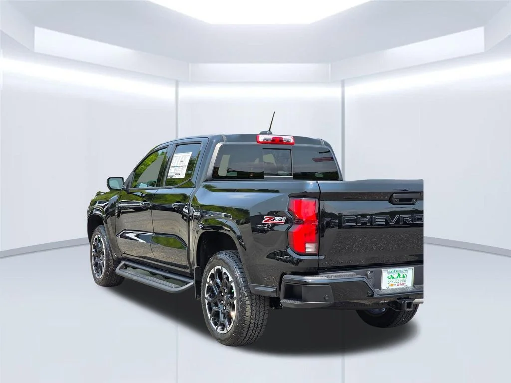 New 2026 Black Chevrolet Z71 image 42