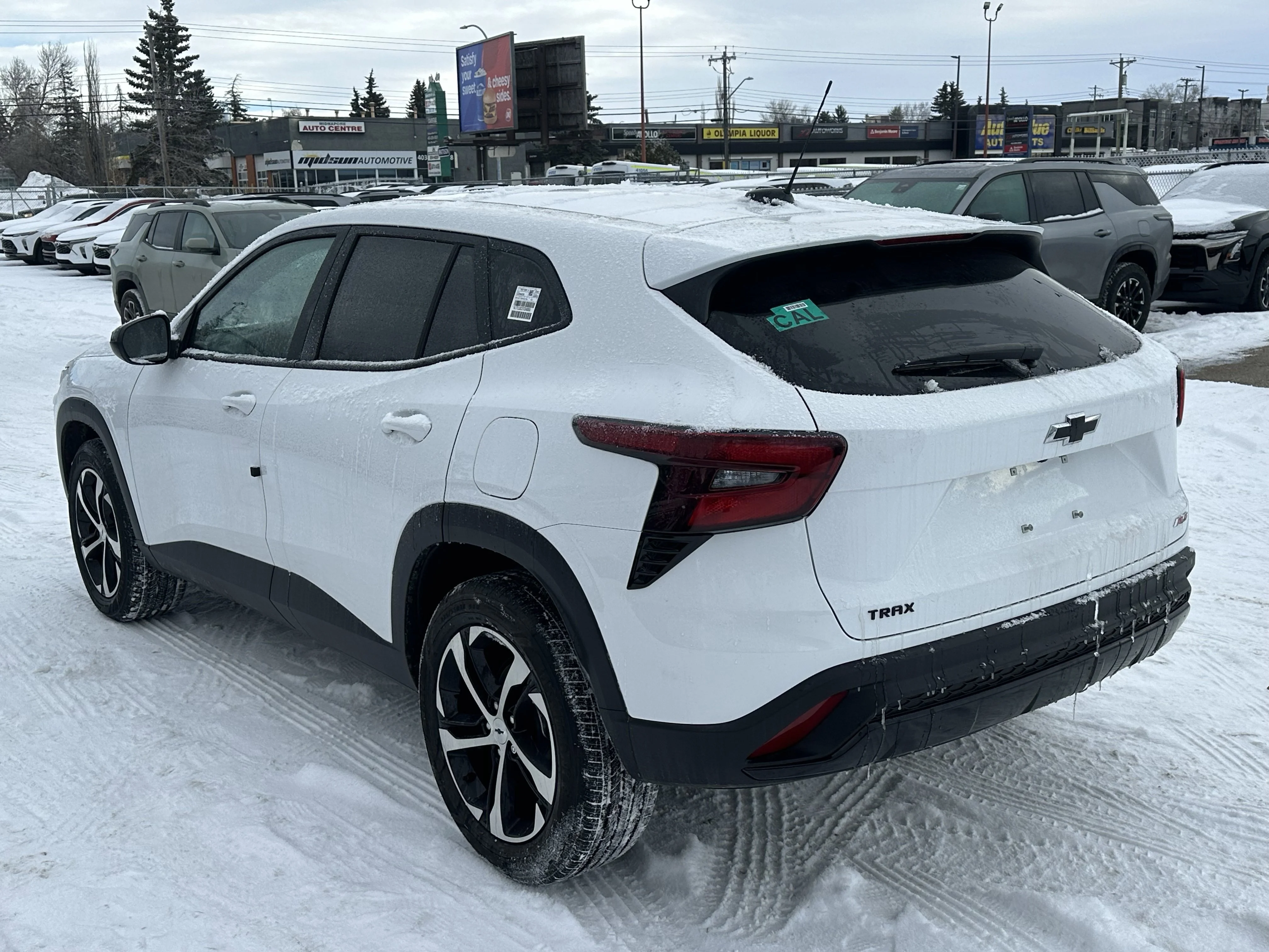 New 2026 Summit White Chevrolet 1RS image 3