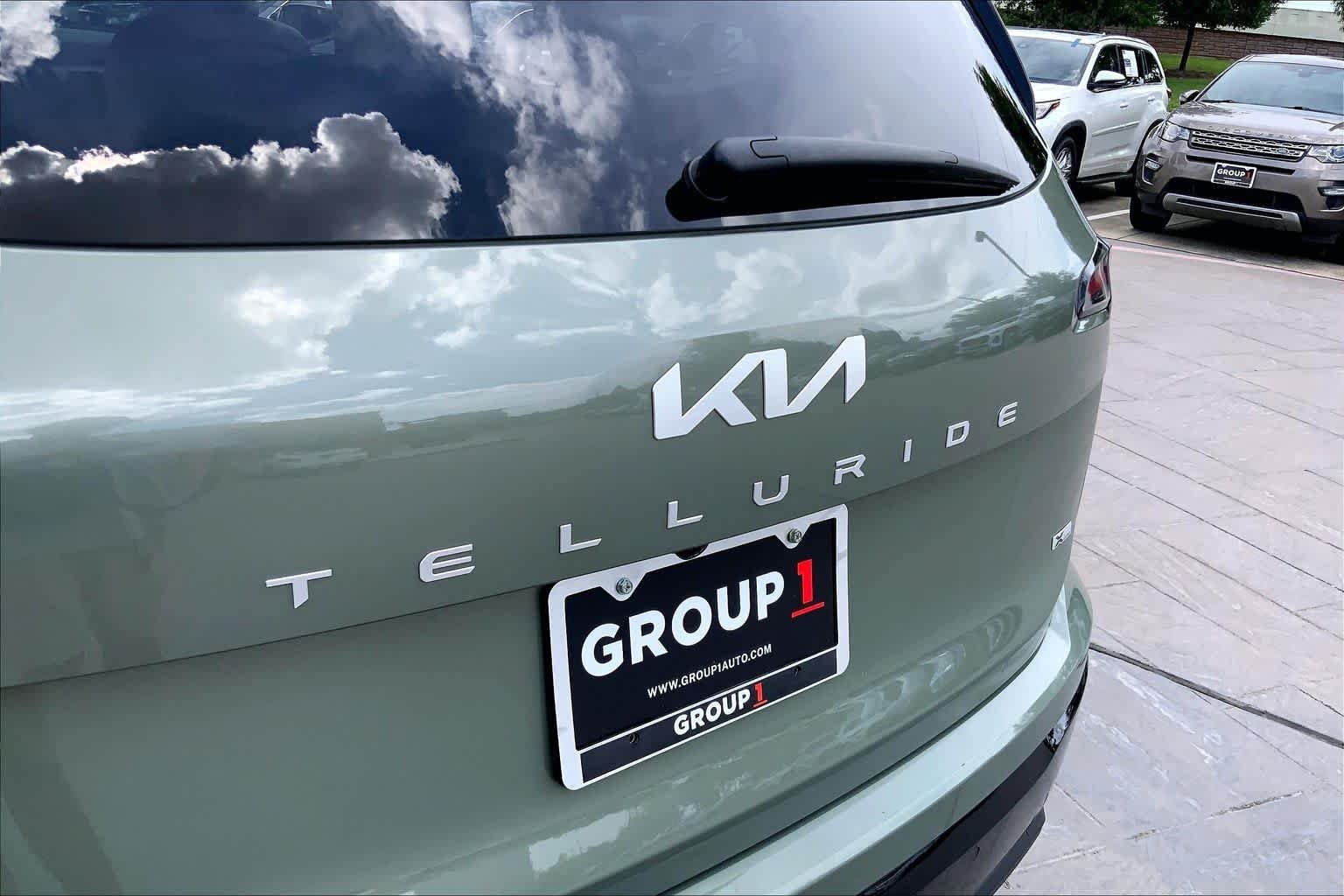 Used 2024 Jungle Green Kia SX X-Line image 31
