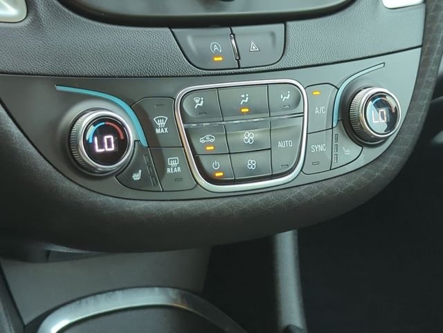 Used 2024 Sterling Gray Metallic Chevrolet LT image 17